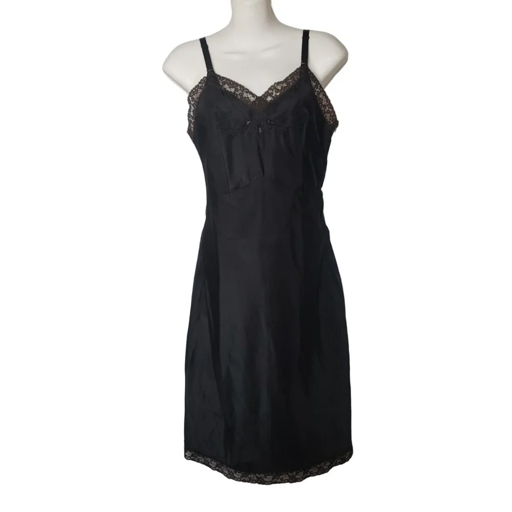 VINTAGE LADY LYNNE Matte Black Satin Full Slip - Picture 1 of 6